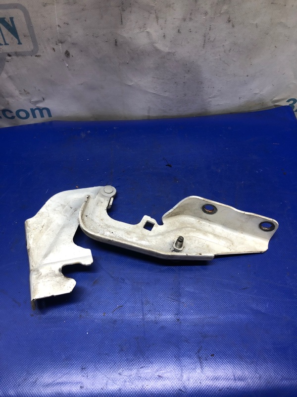 Петля капота левая MITSUBISHI LANCER X 10 07-15 Седан 2.0