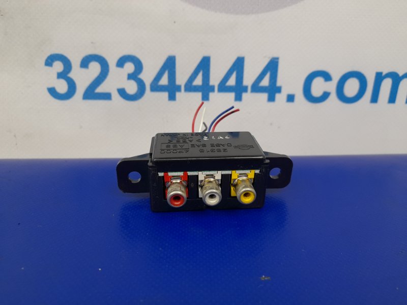 Разъем NISSAN MURANO Z51 07-14 28318-4P000 Б/У