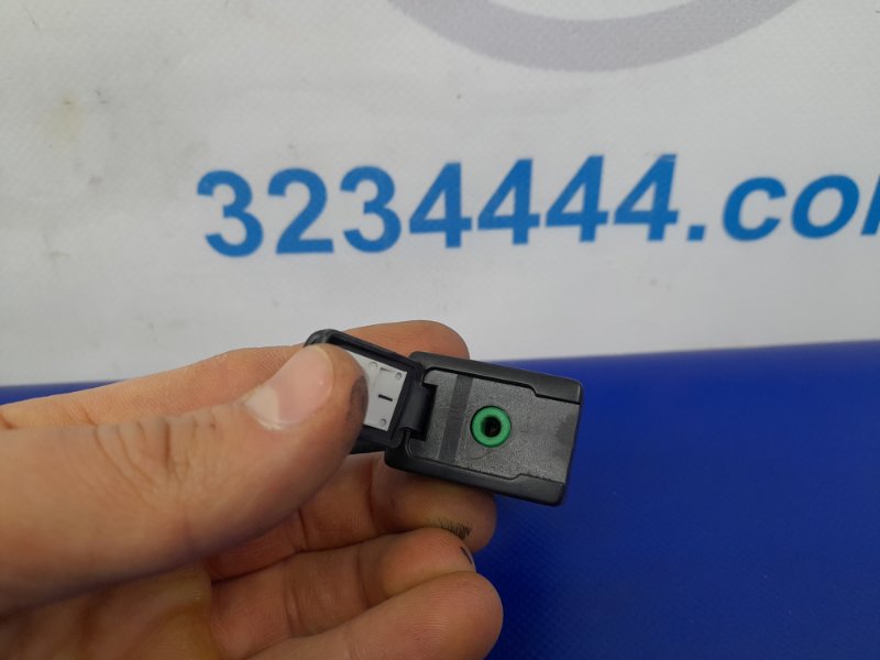 Разъем LEXUS LS460 06-12