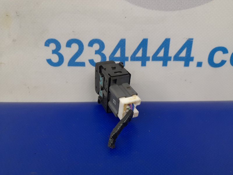 Кнопка обогрева сидений левая EX35(37) 07-12 Кнопка обогрева сидений левая EX35(37) 07-12