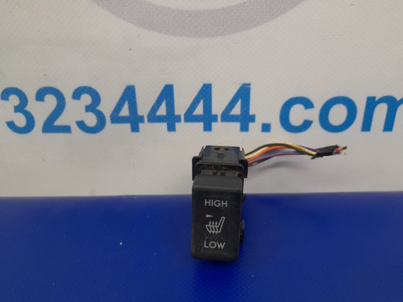 Кнопка обогрева сидений SUBARU OUTBACK 09-14 BR 83245AJ001 Б/У