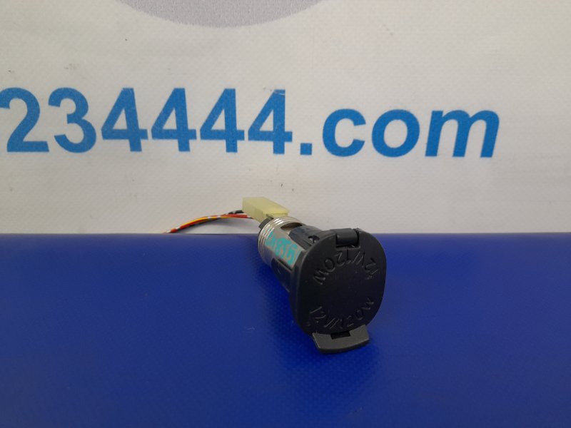 Запчасть прикуриватель SUBARU FORESTER SH 07-12 Б/У Прикуриватель SUBARU FORESTER SH 07-12 Б/У