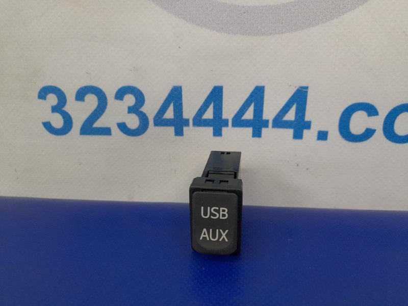 USB адаптер LEXUS IS250/350 05-13 86190-53040 Б/У