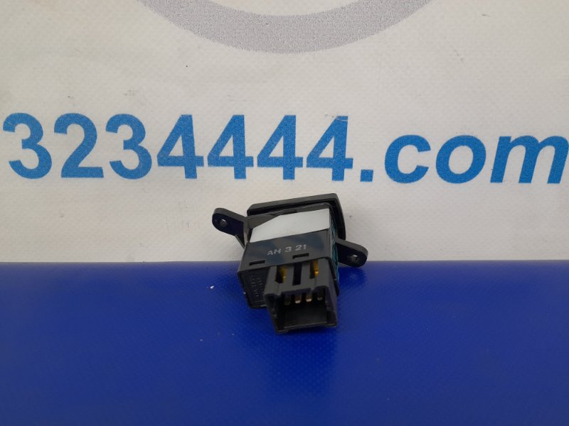 Кнопка обогрева сидений левая MDX (YD2) 06-13 Кнопка обогрева сидений левая MDX (YD2) 06-13