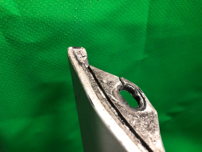 Бампер передний передний TOYOTA CAMRY 30 02-06 ACV30 2.4 2AZFE