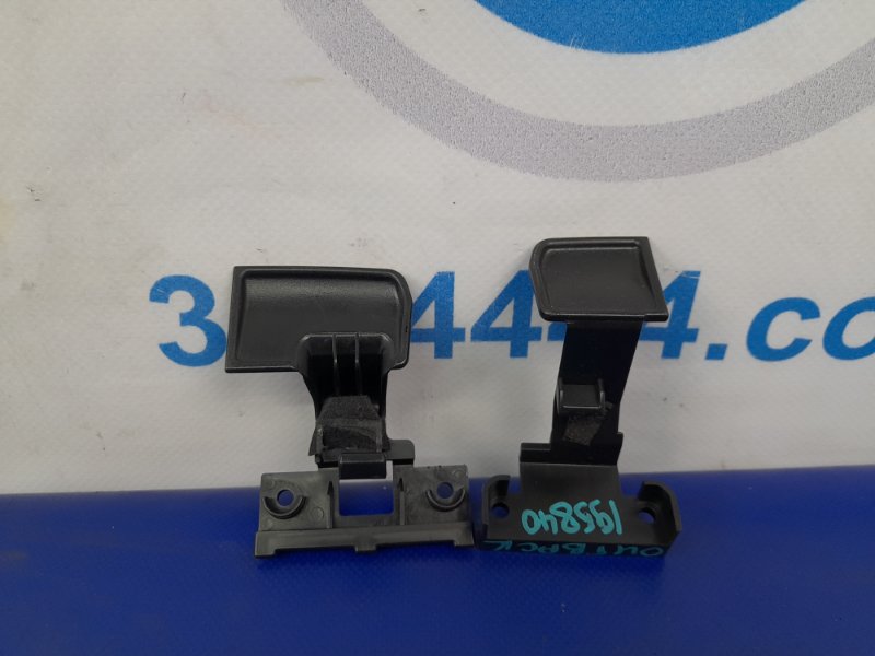 Подлокотник SUBARU OUTBACK 03-09 BP Б/У