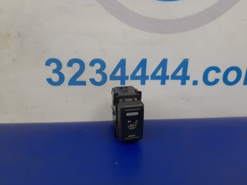 Кнопка обогрева сидений задняя INFINITI QX56 / TITAN / ARMADA 04-16 Б/У