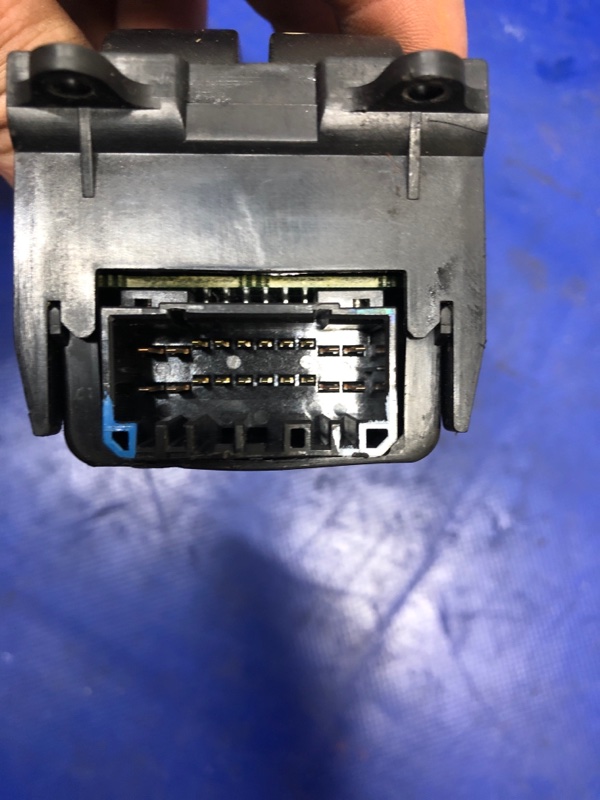 Блок управления стеклоподъемниками передний левый MDX (YD1) 00-06 2003 Внедорожник 3.5 J35A5