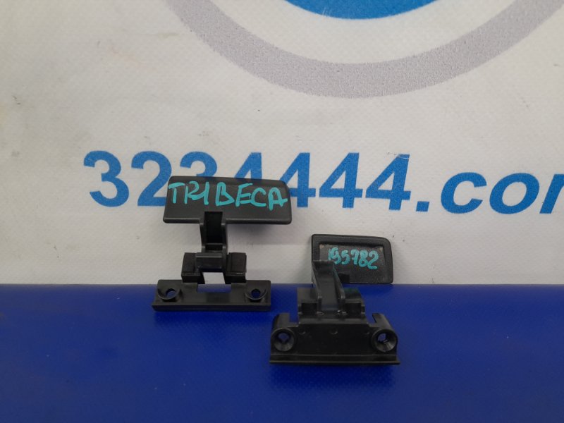 Запчасть подлокотник SUBARU TRIBECA B10 07-13 92184XA00A Б/У Подлокотник SUBARU TRIBECA B10 07-13 92184XA00A Б/У