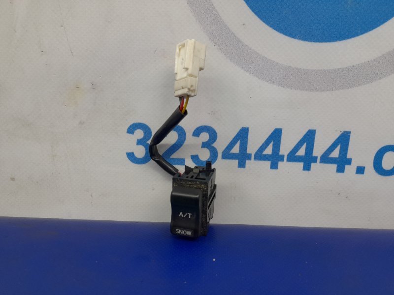 Кнопка INFINITI G25/G35/G37/Q40 06-14 Б/У