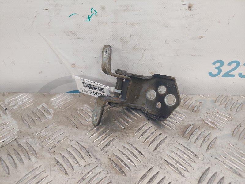 Петля двери верхняя передняя правая 6 GH 07-12 2011 GH 2.5