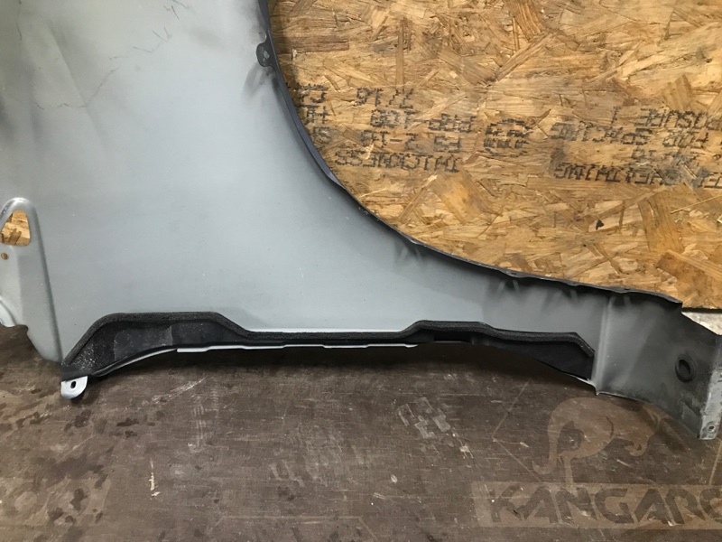 Крыло переднее переднее левое 5 CR 05-10 2009 Минивен 2.3