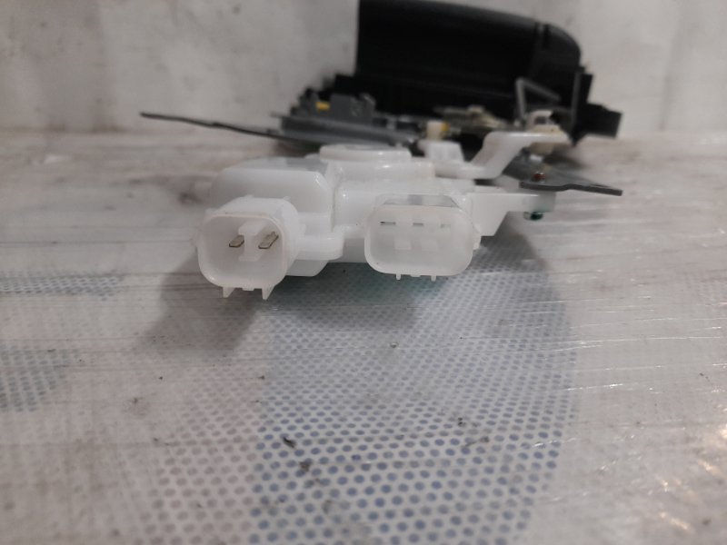 Ручка двери внутренняя задняя правая 5 CR 05-10 2009 Минивен 2.3 Ручка двери внутренняя задняя правая 5 CR 05-10 2009 Минивен 2.3