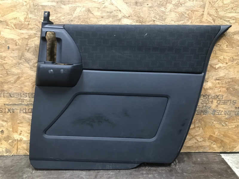 Карта двери задняя правая MAZDA 5 CR 05-10 2009 Минивен 2.3 CE49-68-520A02 Б/У