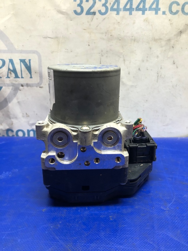 Блок ABS Q50 15-20 2017 Седан 3.0 VR30DDTT