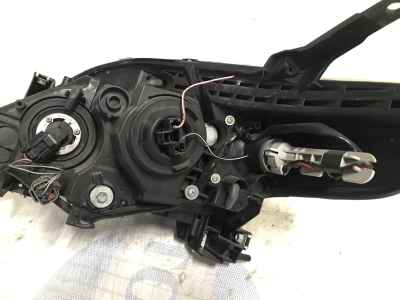 Фара передняя правая 5 CR 05-10 2009 Минивен 2.3 Фара передняя правая 5 CR 05-10 2009 Минивен 2.3