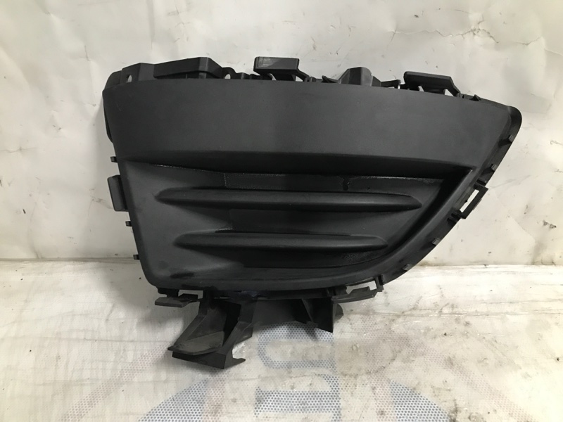 Запчасть заглушка птф передняя левая MAZDA 5 CR 05-10 2009 Минивен 2.3 C305-50-C21B Б/У Заглушка ПТФ передняя левая MAZDA 5 CR 05-10 2009 Минивен 2.3 C305-50-C21B Б/У