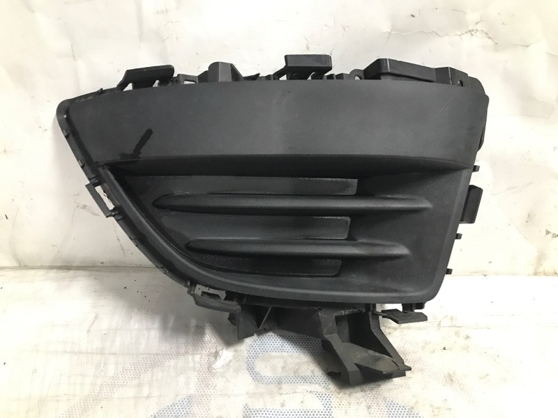 Заглушка ПТФ передняя правая MAZDA 5 CR 05-10 2009 Минивен 2.3 C305-50-C11B Б/У