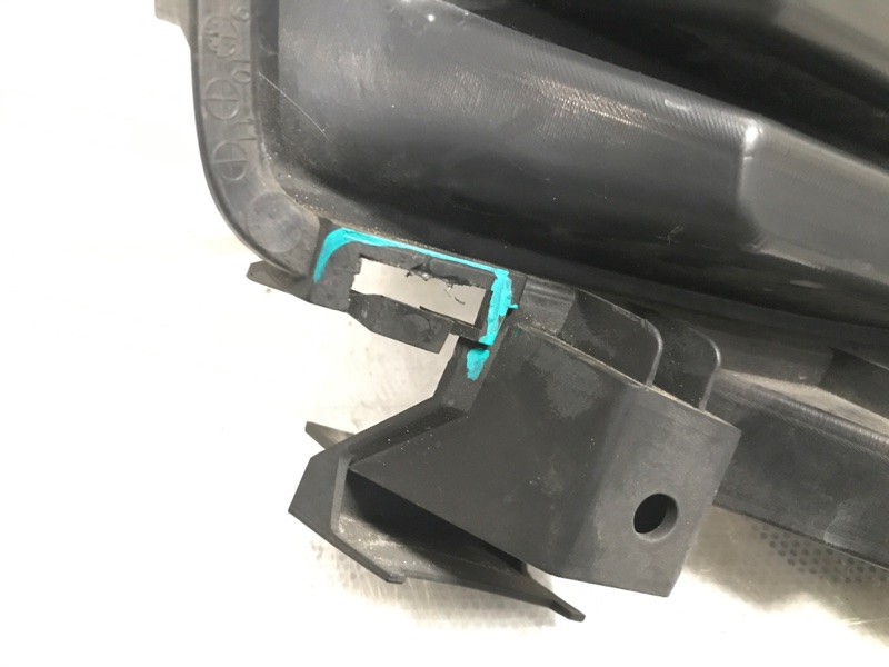 Заглушка ПТФ передняя правая MAZDA 5 CR 05-10 Минивен 2.3