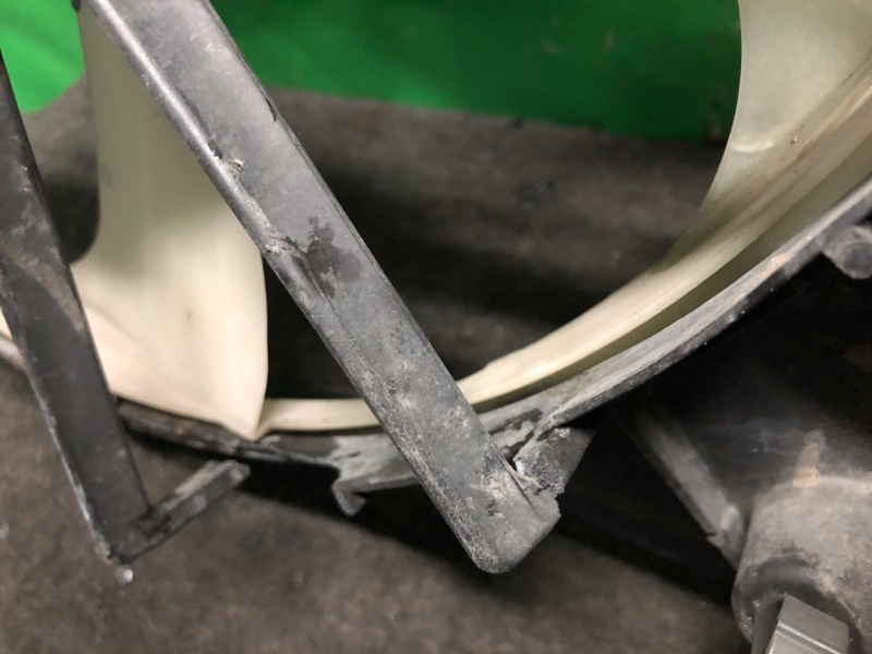 Диффузор вентилятора основного радиатора SIENNA 11-16 2012 GSL30 3.5 2GR-FE Диффузор вентилятора основного радиатора SIENNA 11-16 2012 GSL30 3.5 2GR-FE