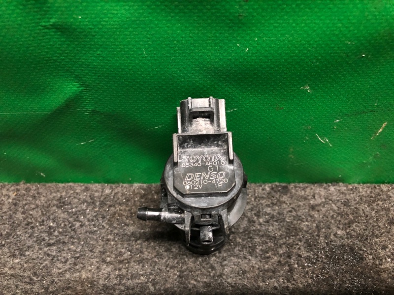 Запчасть насос омывателя стекла TOYOTA SIENNA 11-16 2012 GSL30 3.5 2GR-FE 85340-AE010 Б/У Насос омывателя стекла TOYOTA SIENNA 11-16 2012 GSL30 3.5 2GR-FE 85340-AE010 Б/У