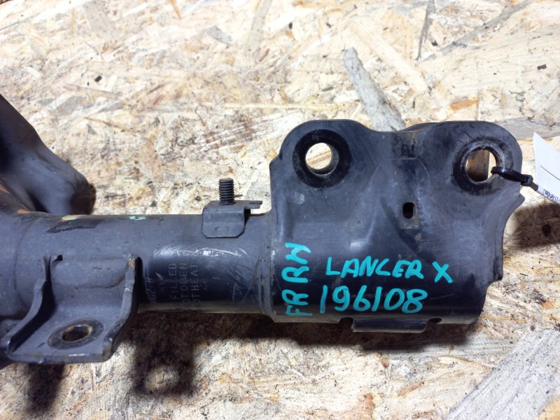 Амортизатор передний правый LANCER X 10 07-15 2010 Хетчбек 2.4 4B12