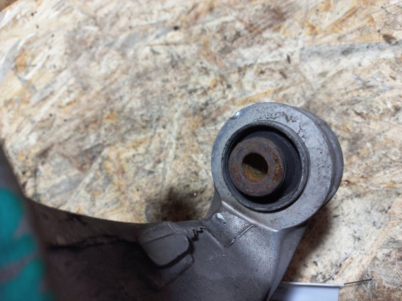 Цапфа задняя правая RDX 12-19 2014 Внедорожник 3.5 J35Z2