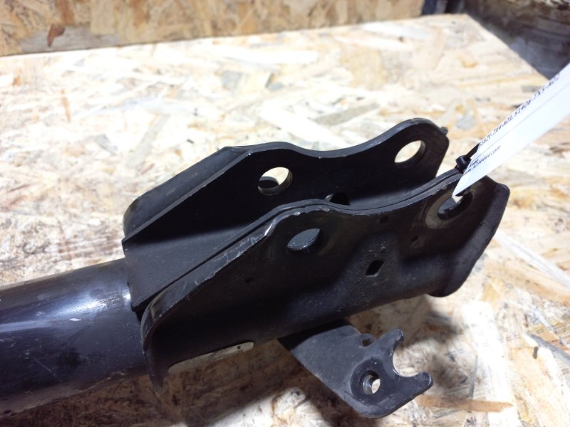 Амортизатор передний левый RDX 12-19 2014 Внедорожник 3.5 J35Z2