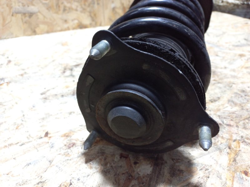 Амортизатор передний левый RDX 12-19 2014 Внедорожник 3.5 J35Z2