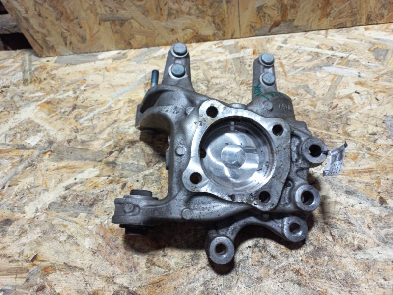 Цапфа задняя левая ACURA RDX 12-19 2014 Внедорожник 3.5 J35Z2 52215-TX5-A00 Б/У