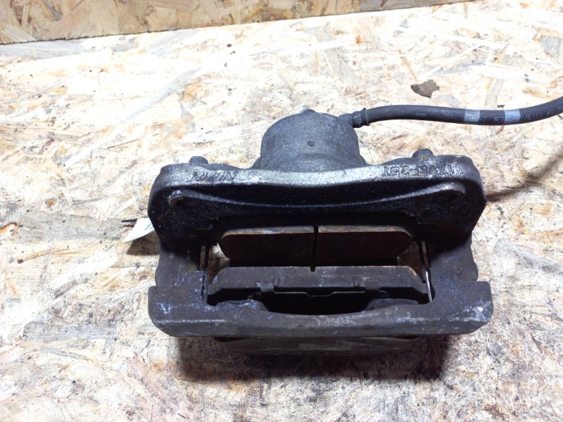 Суппорт тормозной передний правый RDX 12-19 2014 Внедорожник 3.5 J35Z2