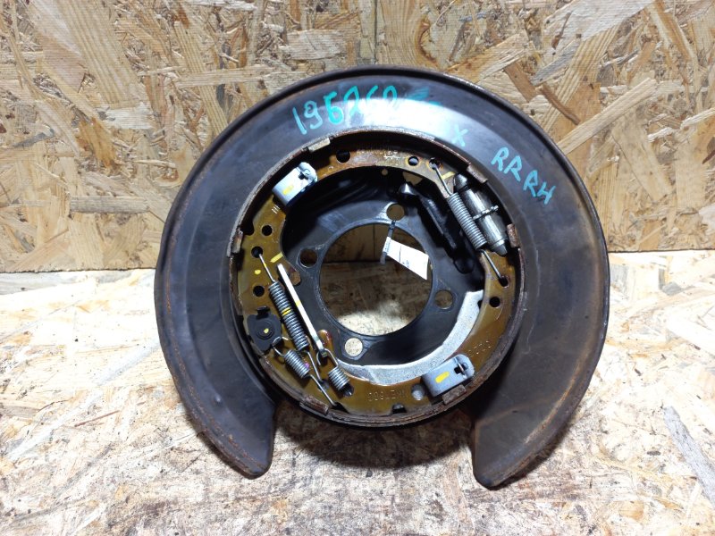 Тормозной механизм правый ACURA RDX 12-19 2014 Внедорожник 3.5 J35Z2 43154-STK-A01 Б/У