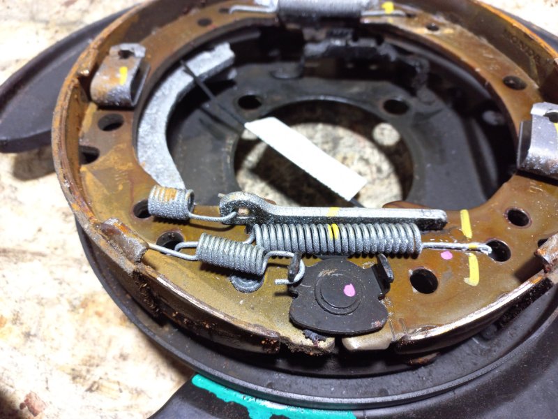 Тормозной механизм задний левый RDX 12-19 2014 Внедорожник 3.5 J35Z2