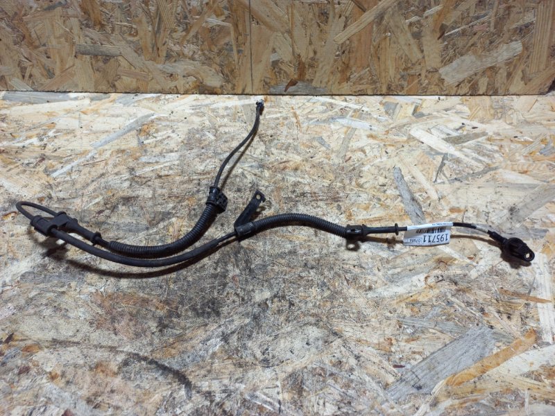 Запчасть датчик abs передний левый KIA SOUL AM 08-13 2012 Хетчбек 2.0 95670-2K000 Б/У Датчик ABS передний левый KIA SOUL AM 08-13 2012 Хетчбек 2.0 95670-2K000 Б/У