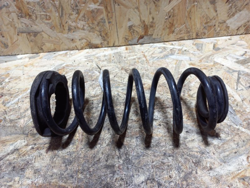 Пружина задней подвески KIA SOUL PS 13-19 2017 PS 1.6 55330-B2330 Б/У