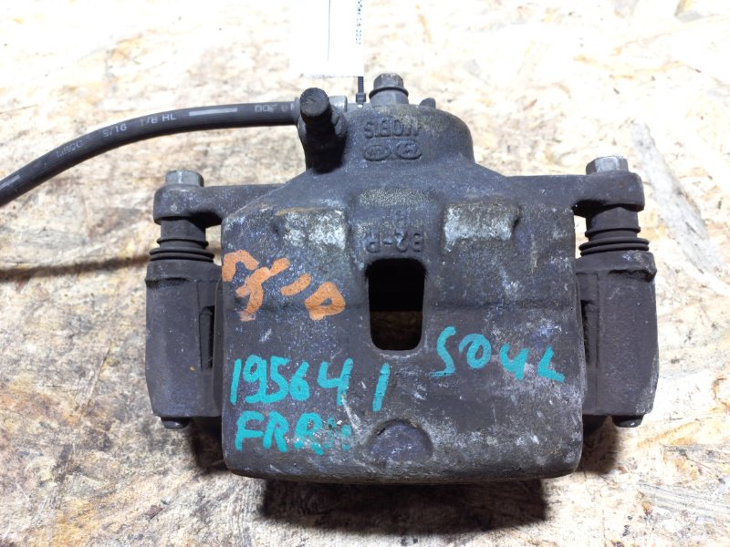 Суппорт тормозной передний правый KIA SOUL PS 13-19 2017 PS 1.6 58130-B2000 Б/У