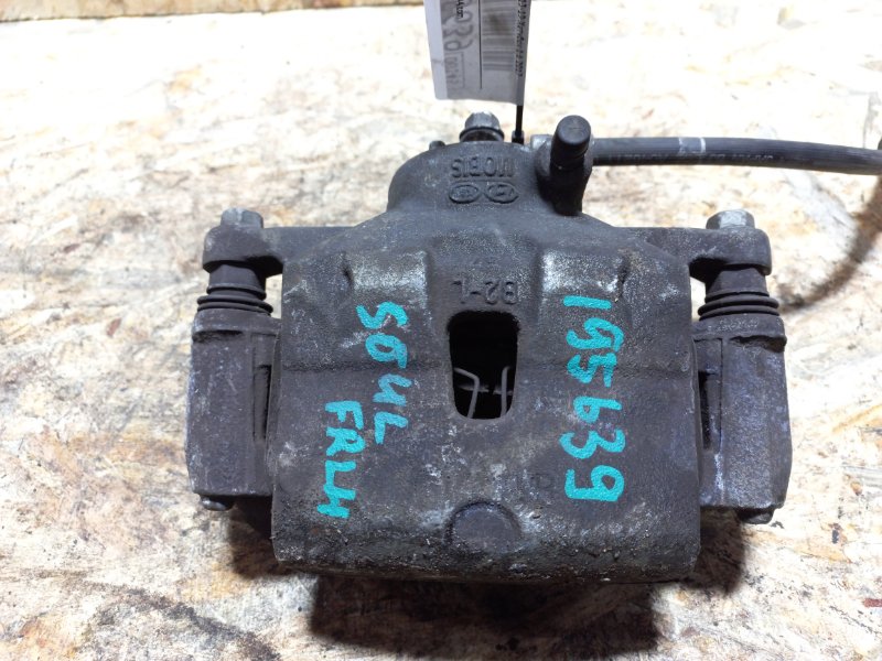 Суппорт тормозной передний левый KIA SOUL PS 13-19 2017 PS 1.6 58110-B2000 Б/У