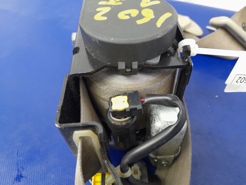 Ремень безопасности передний правый RDX 06-12 2008 Внедорожник 2.3