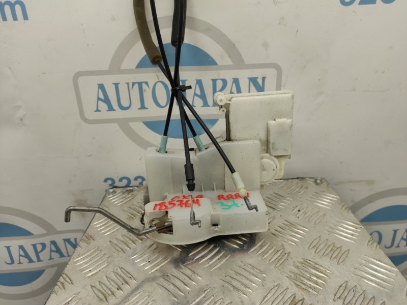 Замок двери задний правый MAZDA CX-9 06-16 2008 Внедорожник 3.7 TD12-72-310D Б/У