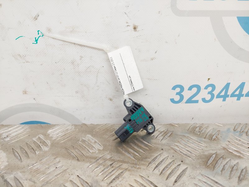 Запчасть датчик удара передний левый MAZDA 6 GH 07-12 2011 GH 2.5 BM81-14C676-AA Б/У Датчик удара передний левый MAZDA 6 GH 07-12 2011 GH 2.5 BM81-14C676-AA Б/У