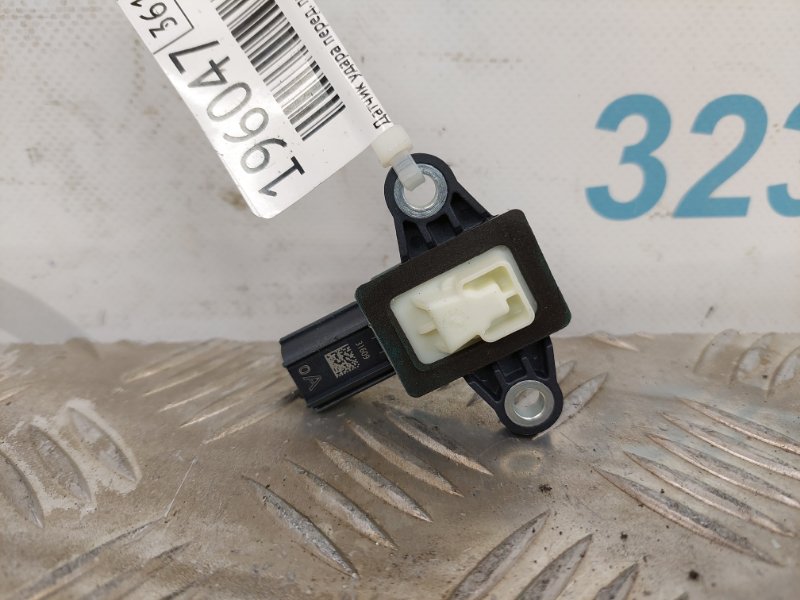 Датчик удара передний правый 6 GH 07-12 2011 GH 2.5 Датчик удара передний правый 6 GH 07-12 2011 GH 2.5