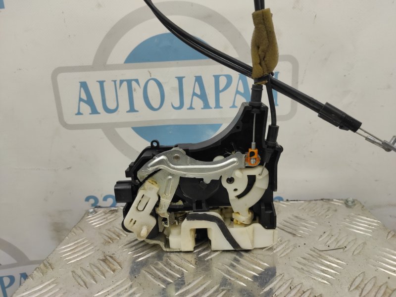 Замок двери задний правый OUTLANDER XL 05-13 2006 Внедорожник 3.0