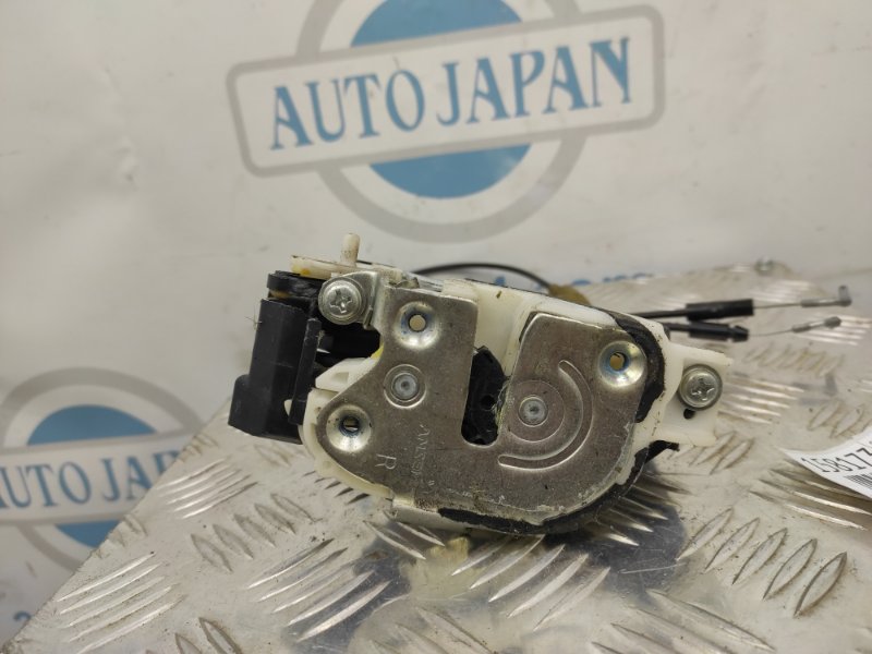 Замок двери задний правый OUTLANDER XL 05-13 2006 Внедорожник 3.0