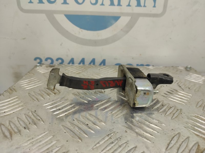 Ограничитель двери задний правый AURIS 06-12