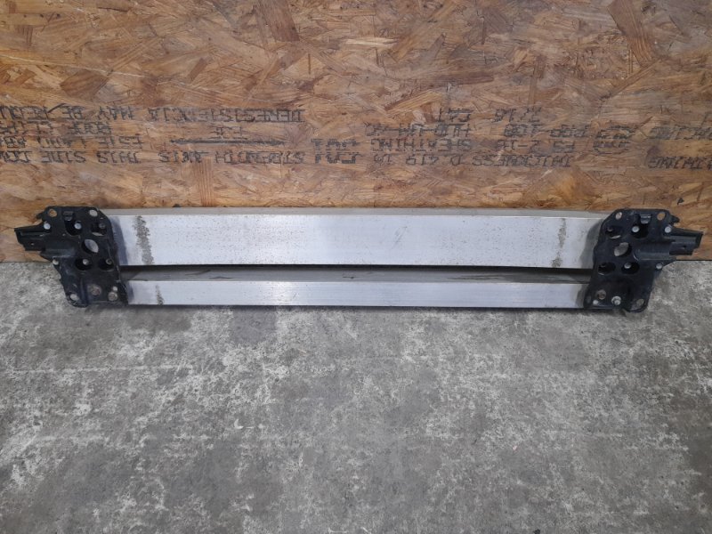 Усилитель переднего бампера FORESTER SG 02-07 2007 SG 2.5 EJ253