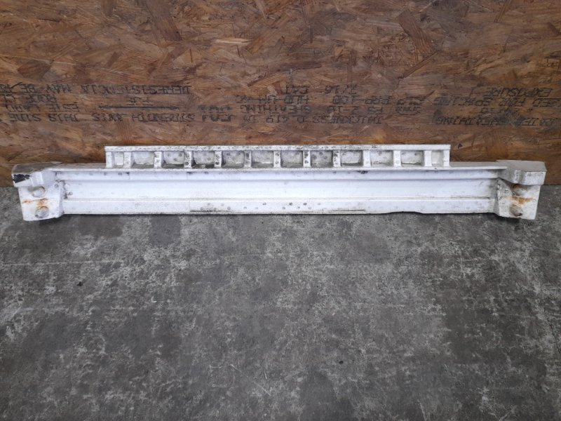 Наполнитель бампера задний FORESTER SG 02-07 2007 SG 2.5 EJ253