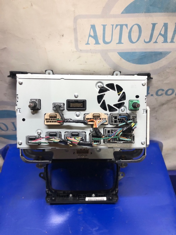 Магнитола TLX 14-17 2015 Седан 2.4