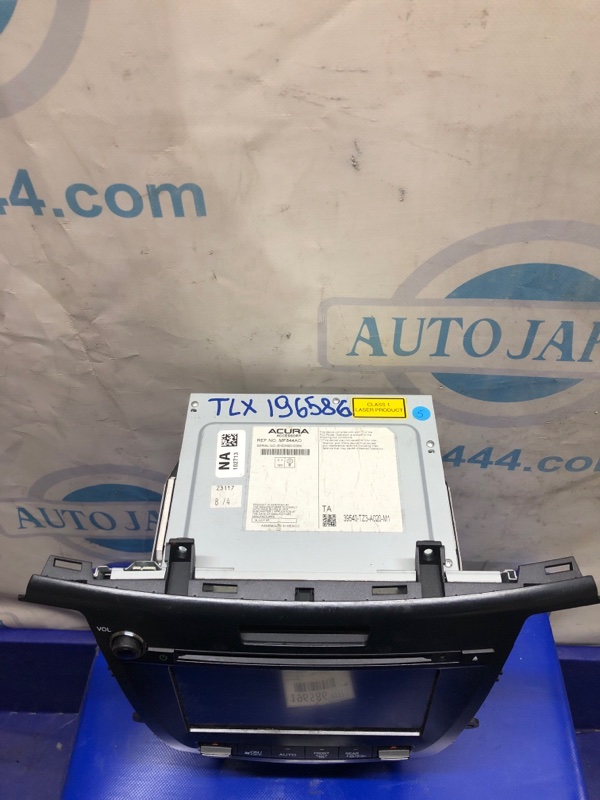 Магнитола TLX 14-17 2015 Седан 2.4