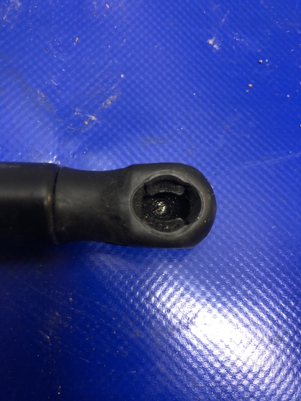 Амортизатор капота ACURA TLX 14-17 Седан 2.4 Амортизатор капота ACURA TLX 14-17 Седан 2.4