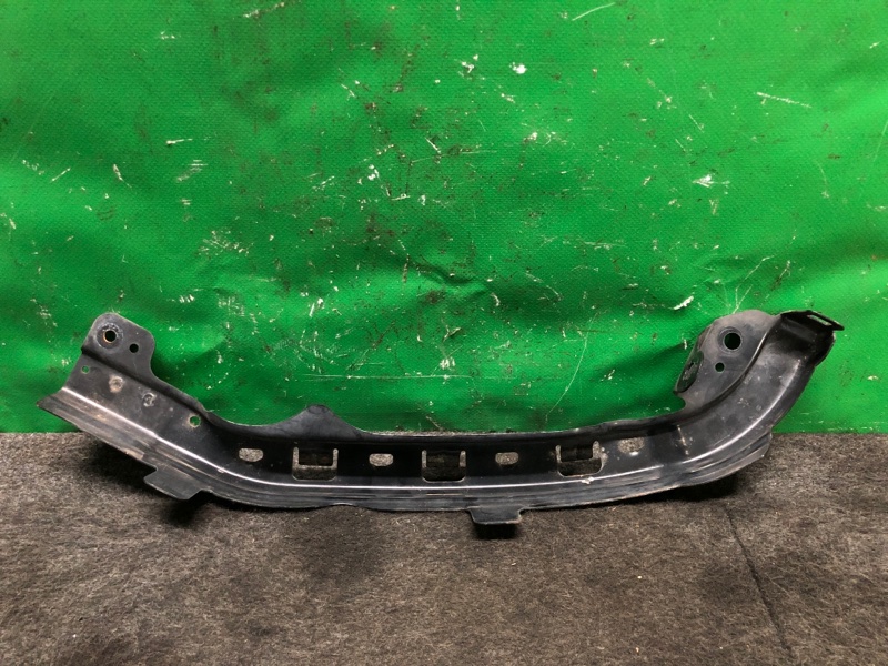 Кронштейн переднего бампера (под фарой) передний правый SUBARU FORESTER SG 02-07 SG 2.5 EJ253